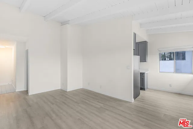 $2,595 | 2637 South Centinela Avenue, Unit 18, Santa Monica, CA 90405