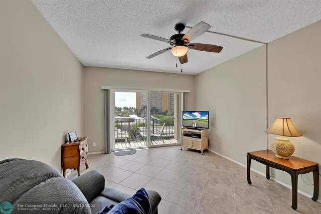 $349,900 | 400 North Riverside Drive, Unit 404, Pompano Beach, FL 33062