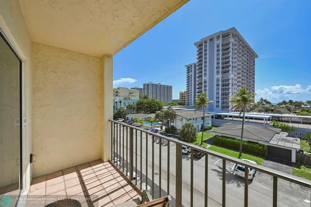 $349,900 | 400 North Riverside Drive, Unit 404, Pompano Beach, FL 33062