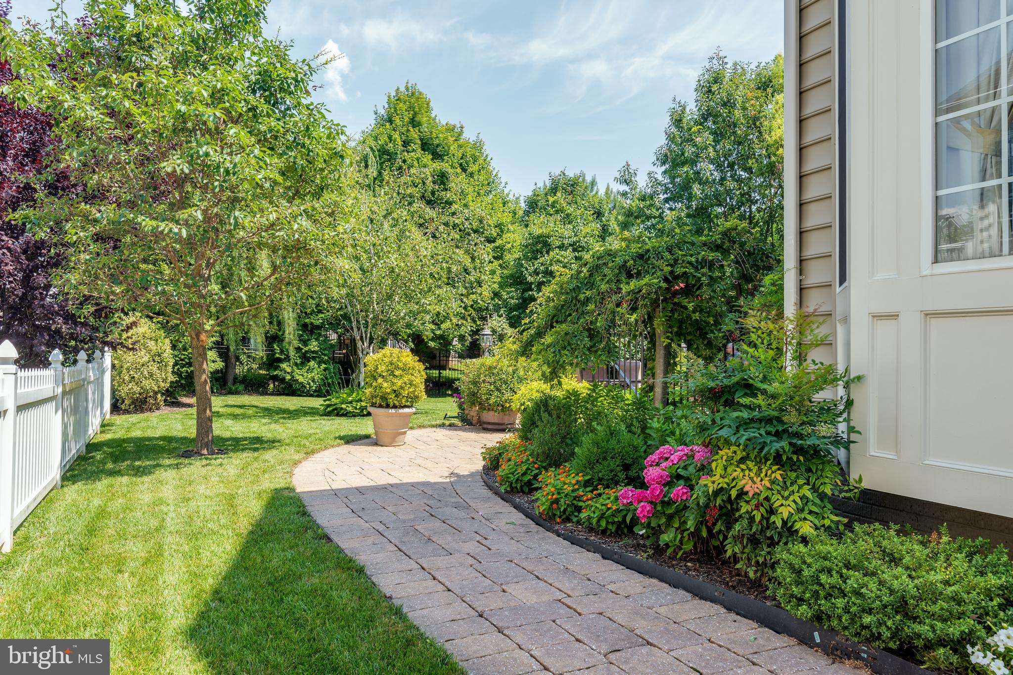 10814 Catron Road Perry Hall, MD 21128 - Photo 8 of 37