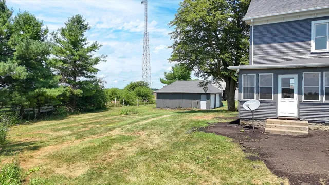 $203,000 | 10714 County Road 3300 East, Arrowsmith, IL 61722