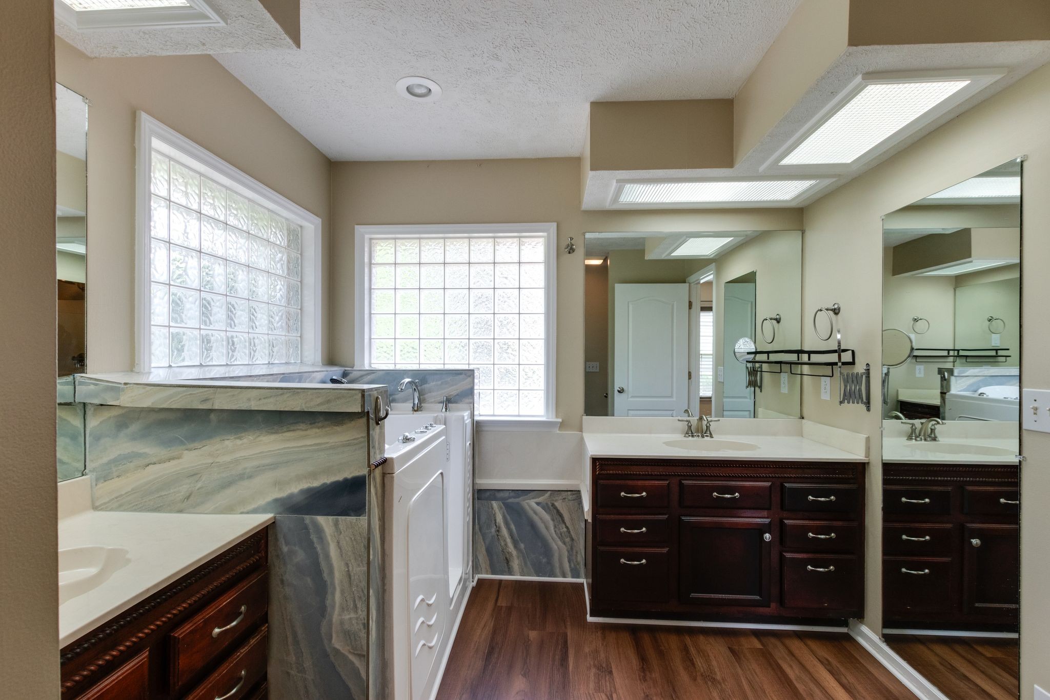 807 Judson Close Murfreesboro, TN 37130 - Photo 15 of 31 a kitchen with a sink a stove and cabinets