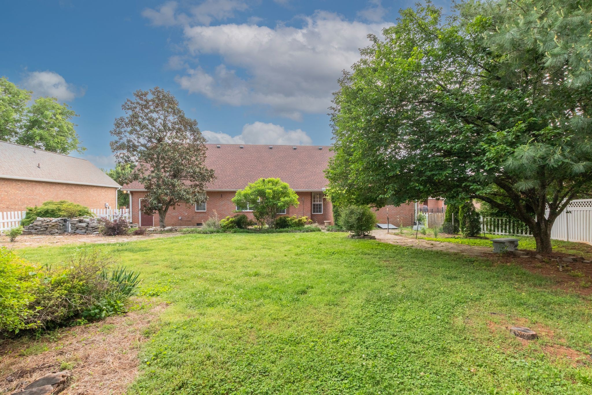 807 Judson Close Murfreesboro, TN 37130 - Photo 29 of 31 a fire hydrant in the middle of a field