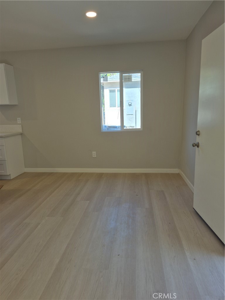8913 Rathburn Avenue Northridge, CA 91325 - Photo 13 of 17