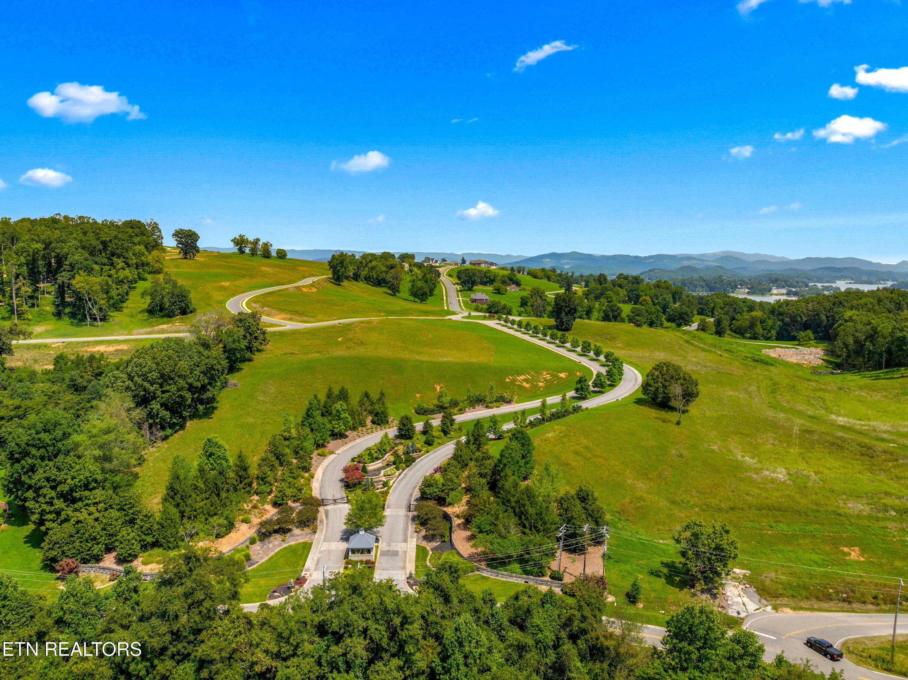 2480 Starboard Crest Road Morristown, TN 37814 - Photo 12 of 34 011-2480StarboardCrestRoad-Morristown-TN