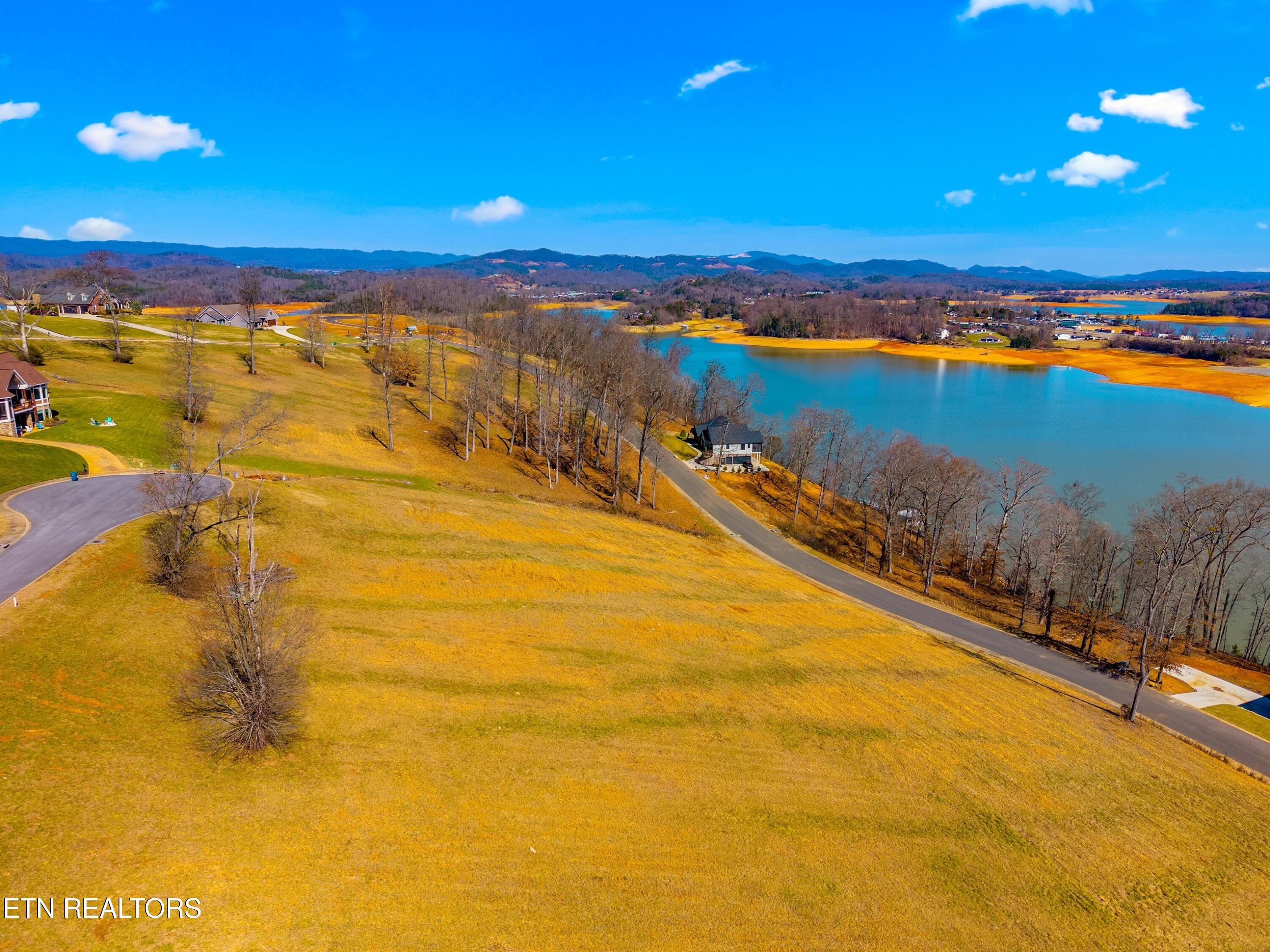 2480 Starboard Crest Road Morristown, TN 37814 - Photo 5 of 34 003-2480StarboardCrestRoad-Morristown-TN