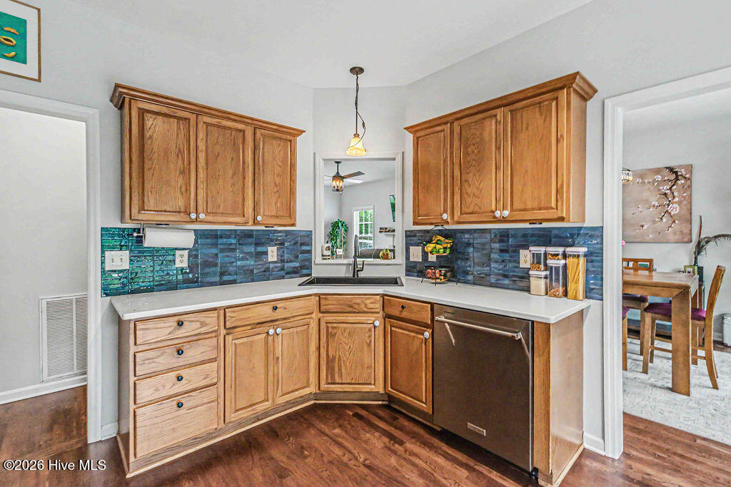 609 Riva Ridge Road Sneads Ferry, NC 28460 - Photo 14 of 36 DSC_0893