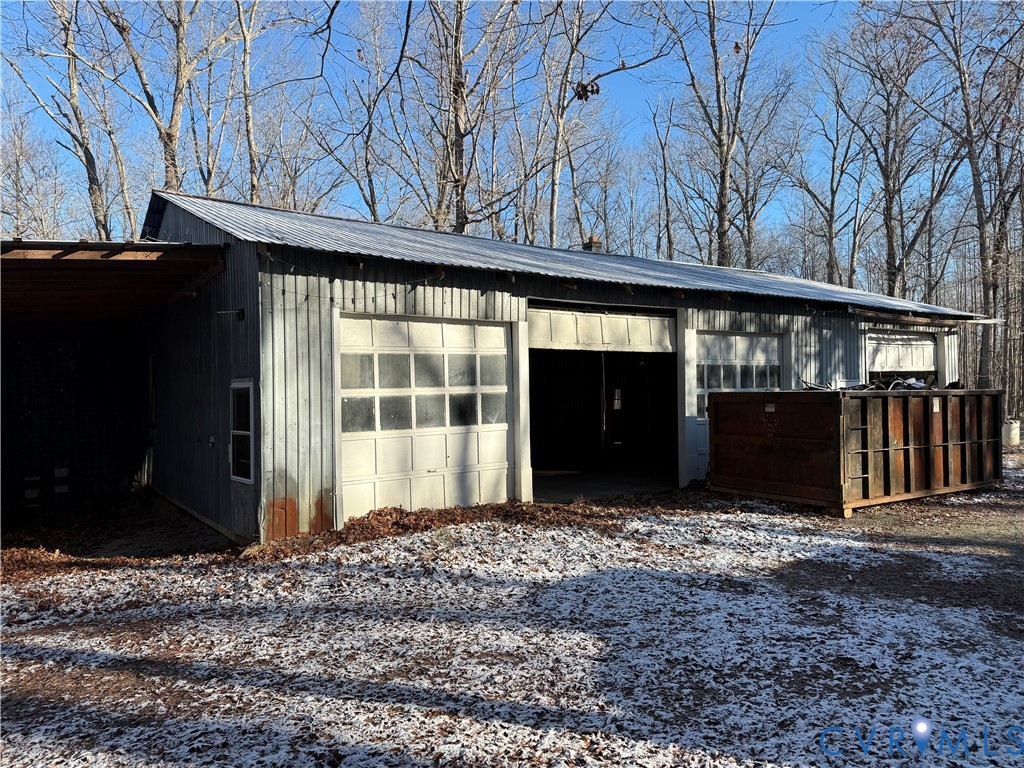 360 Clinton Road Cumberland, VA 23040 - Photo 8 of 33 Garage with a garage