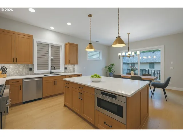 $1,219,000 | 12837 Sunny Terrace, Tigard, OR 97223