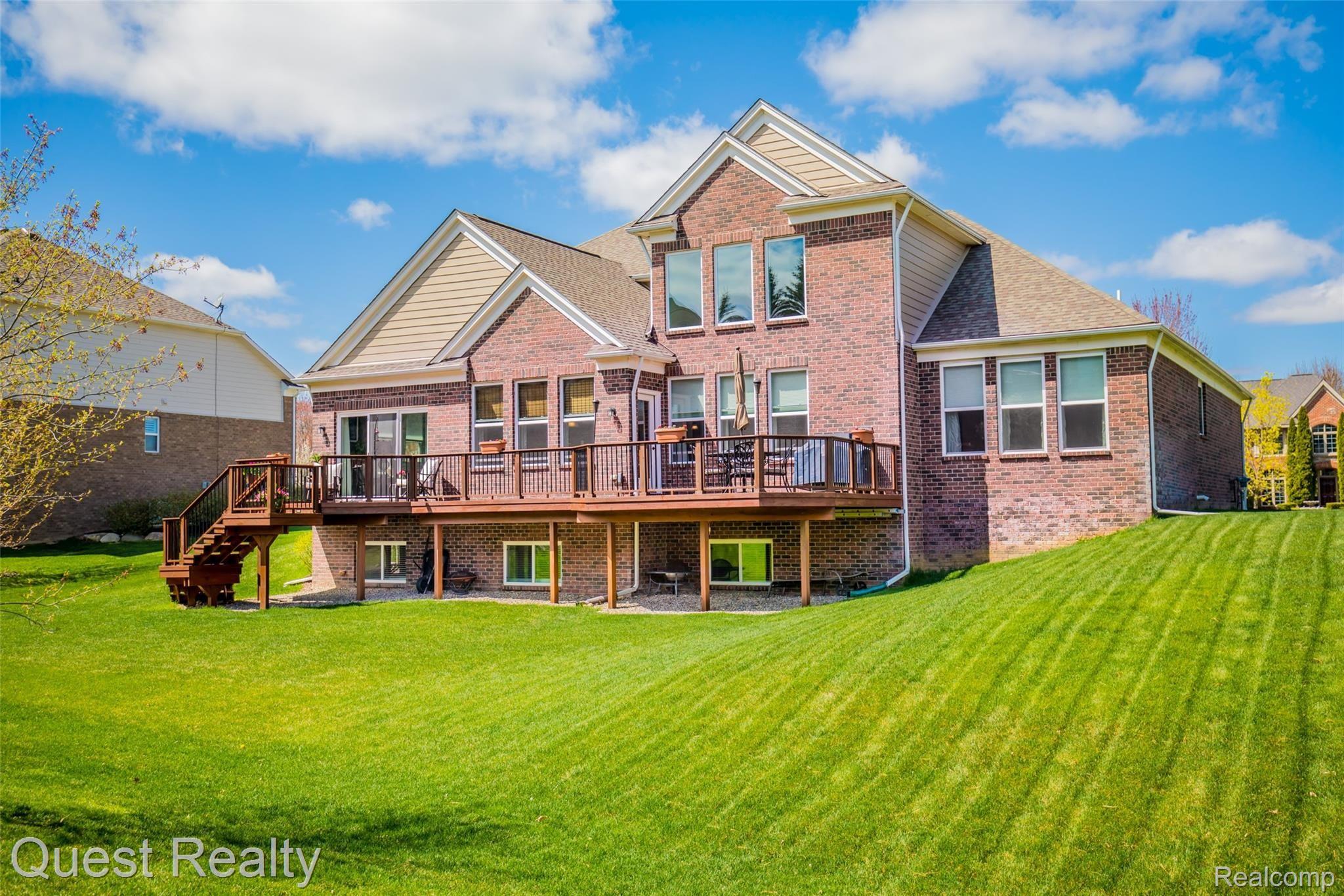 6985 Oakhurst Ridge Road Clarkston, MI 48348 - Photo 16 of 47 5H7A1939.jpg