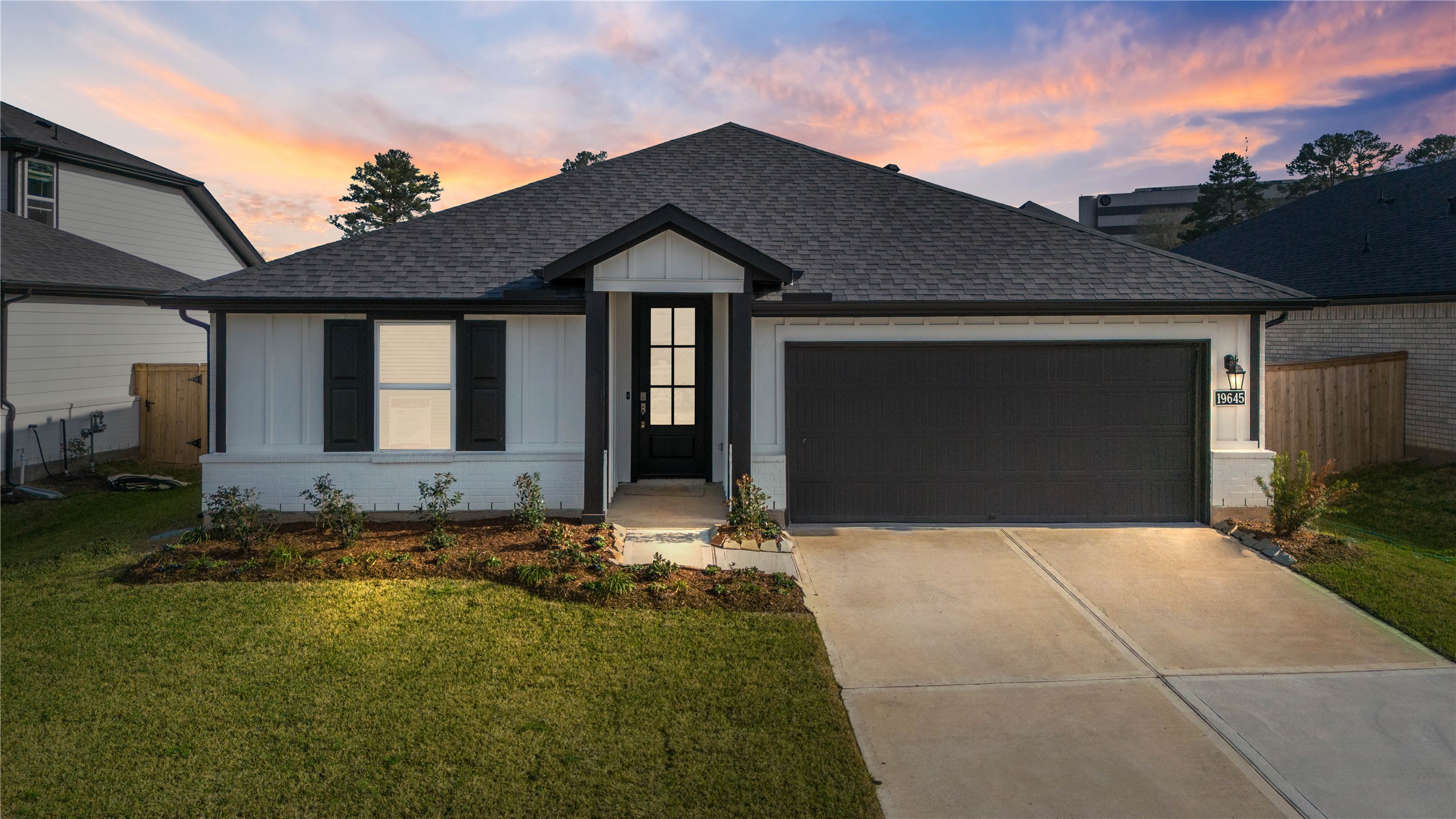 19645 Montgomery Rdg Way Montgomery, TX 77316 - Photo 1 of 41 Welcome home to 19645 Montgomery Ridge Way located in Montgomery Ridge and zoned to Montgomery ISD.