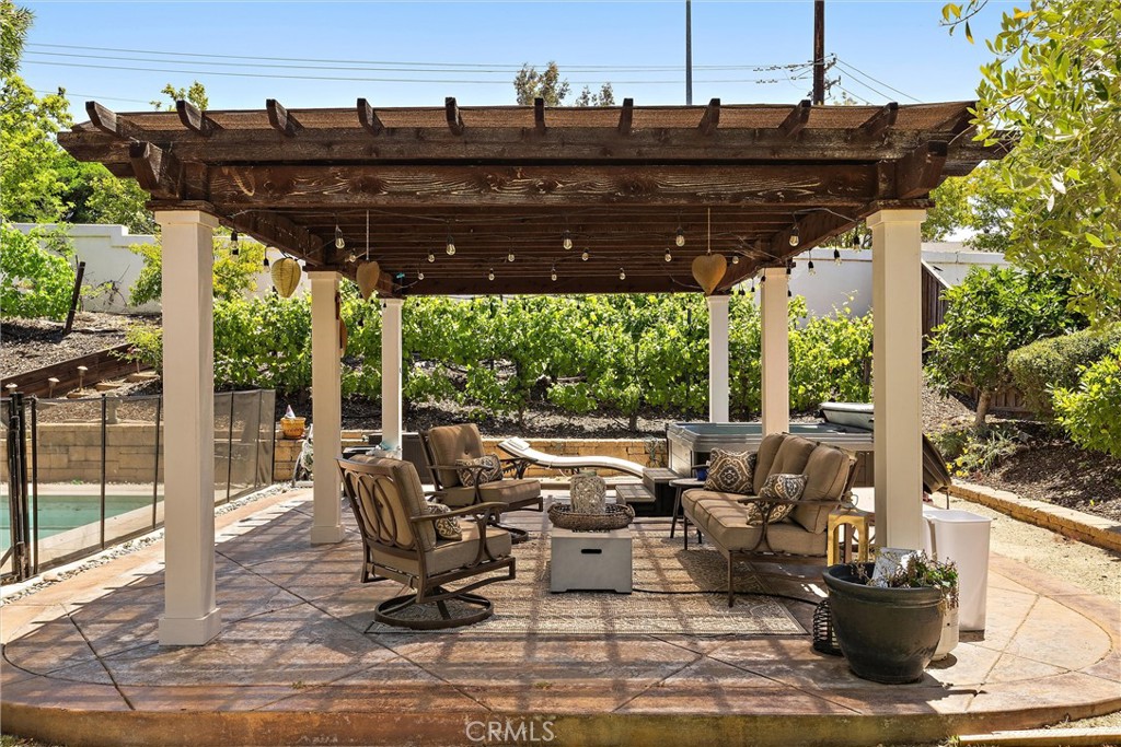 204 Vista Del Rio Court Paso Robles, CA 93446 - Photo 29 of 43 The gazebo area is expansive and has room for the spa as well as comfortable seating!