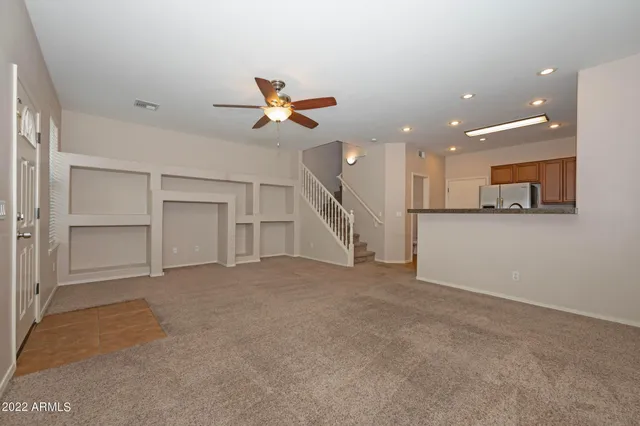 $1,900 | 6710 East University Drive, Unit 119, Mesa, AZ 85205