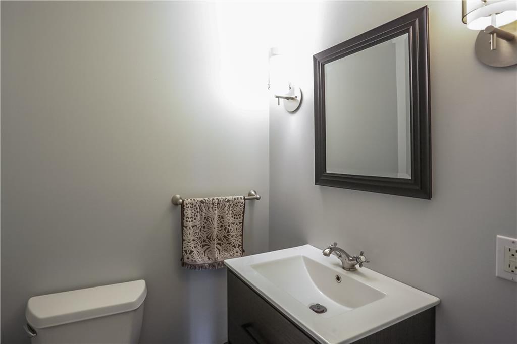 1737 Beaver Grade Road Coraopolis, PA 15108 - Photo 19 of 46 Gallery Image 19