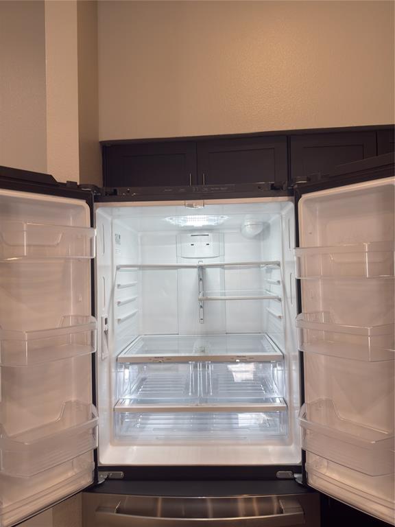3102 Kings Road, Unit 1106 Dallas, TX 75219 - Photo 18 of 20 Large Refrigerator