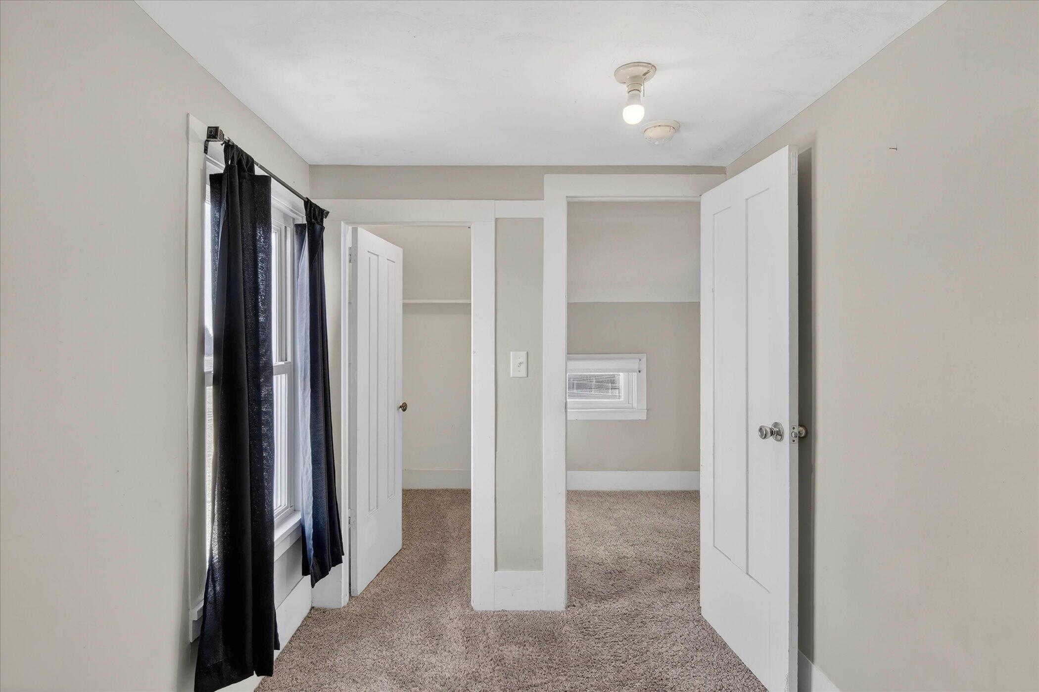 9758 Slee Road Onsted, MI 49265 - Photo 32 of 49 34-9758-Slee-Rd-Onsted-MI-49265-WindowSt