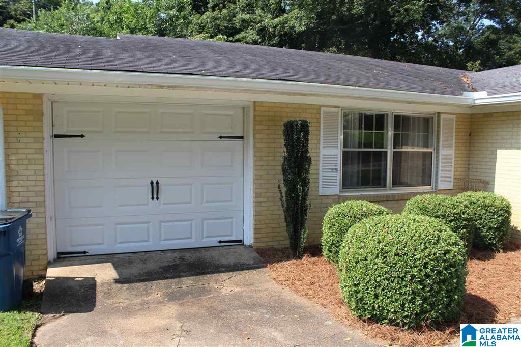 1220 Glendale Road Anniston, AL 36207 - Photo 3 of 17