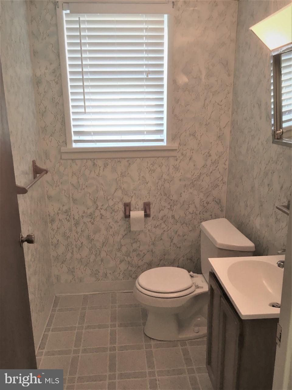 401 Hatchery Road Dover, DE 19901 - Photo 34 of 45 Half Bath Lower Level