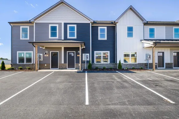 $299,900 | 5 Barnyard Circle, Bridgewater, VA 22812