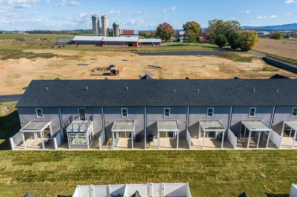 $299,900 | 5 Barnyard Circle, Bridgewater, VA 22812