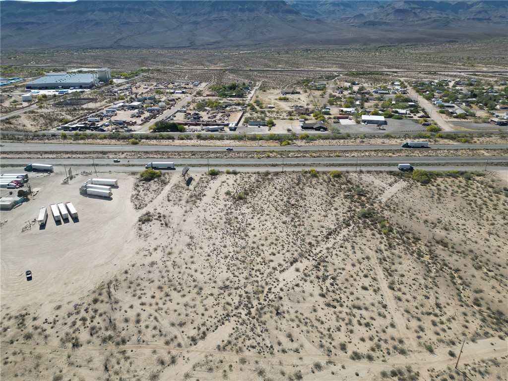 208-04-070 Frontage Road Yucca, AZ 86438 - Photo 3 of 6