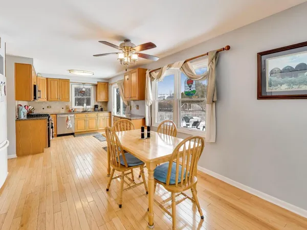 $399,000 | 210 Foxmoor Road, Fox River Grove, IL 60021