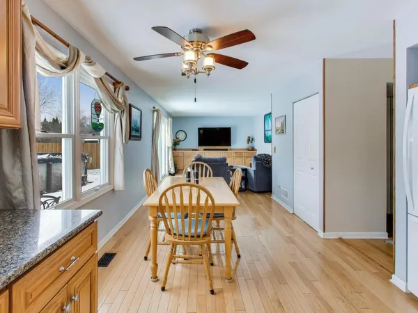 $399,000 | 210 Foxmoor Road, Fox River Grove, IL 60021