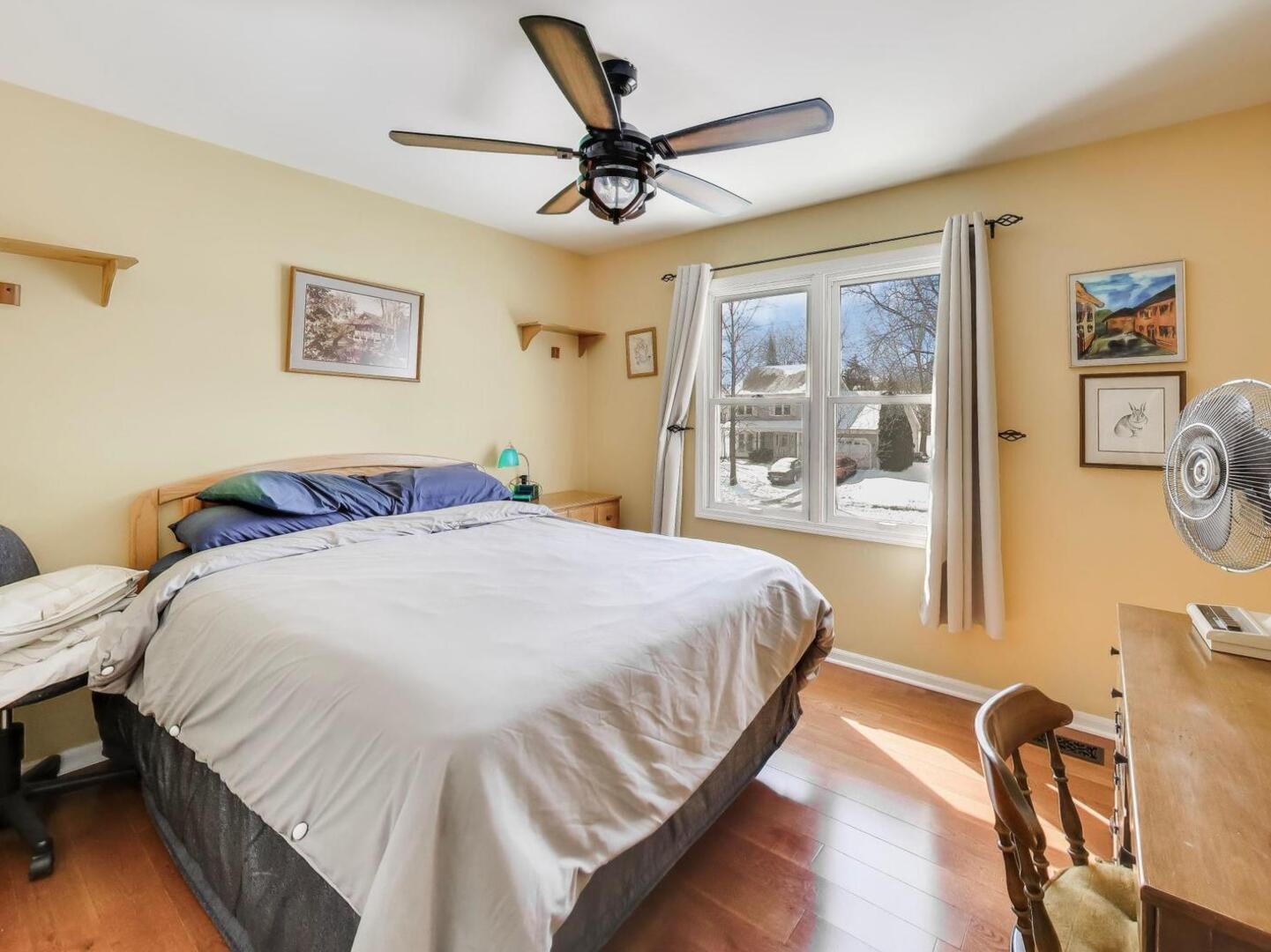 210 Foxmoor Road Fox River Grove, IL 60021 - Photo 22 of 38