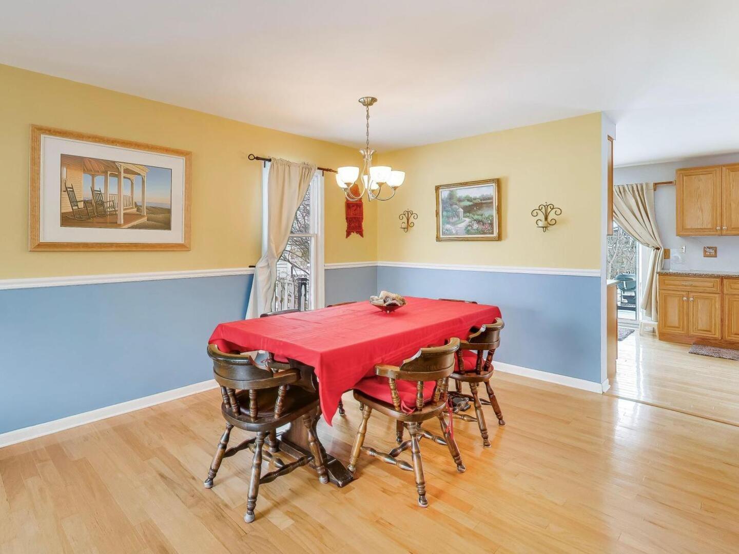 210 Foxmoor Road Fox River Grove, IL 60021 - Photo 7 of 38