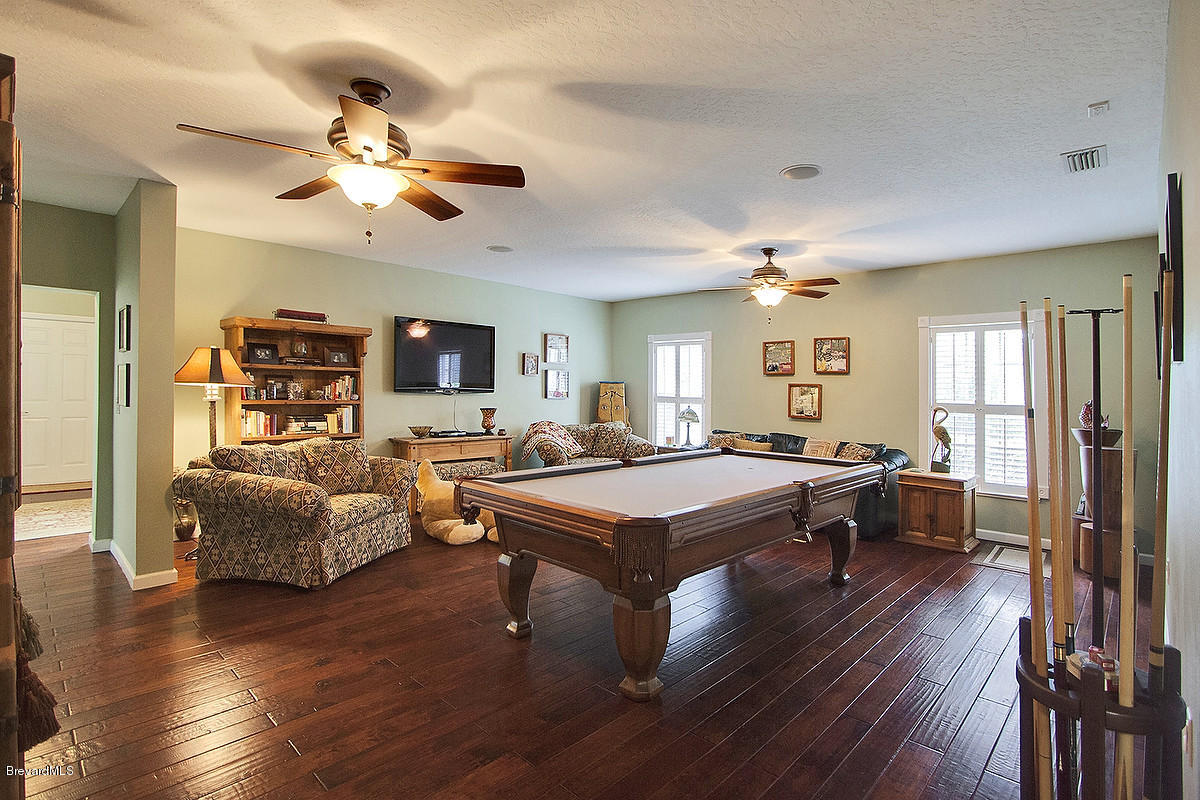 4443 Country Road Melbourne, FL 32934 - Photo 16 of 46 16game2
