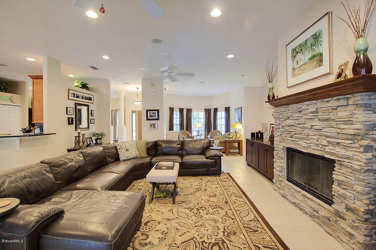 4443 Country Road Melbourne, FL 32934 - Photo 10 of 46 10fam4