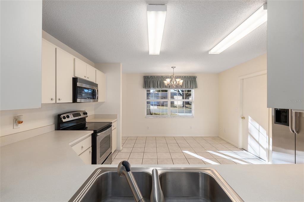 9759 Southwest 97th Street Ocala, FL 34481 - Photo 9 of 26