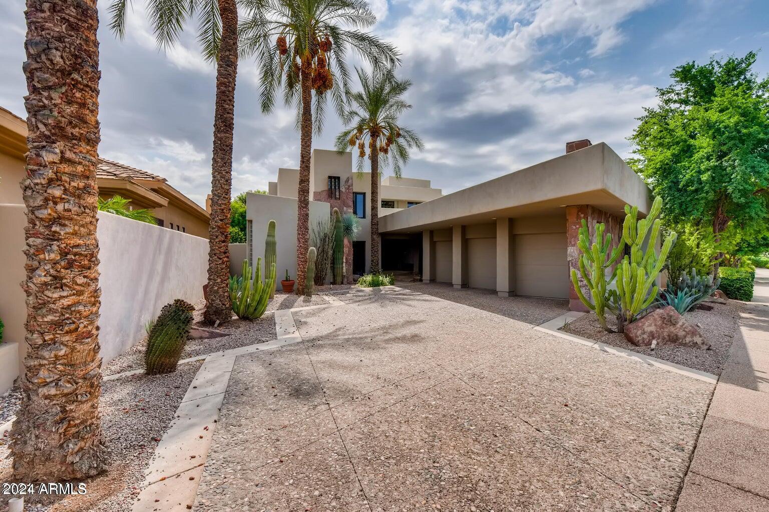 7475 East Gainey Ranch Road, Unit 26 Scottsdale, AZ 85258 - Photo 25 of 25 Front of house