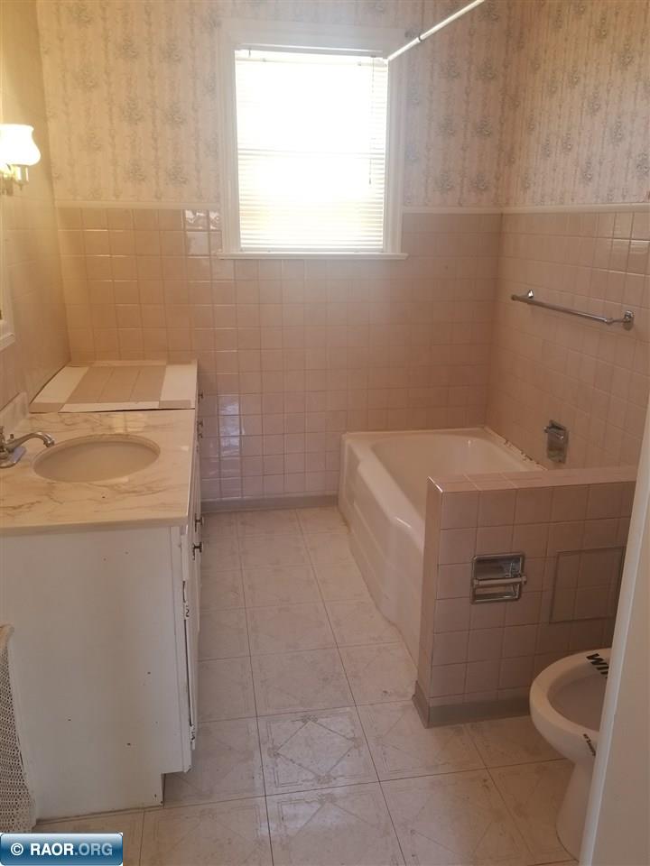 603 South 9th Street Virginia, MN 55792 - Photo 13 of 19