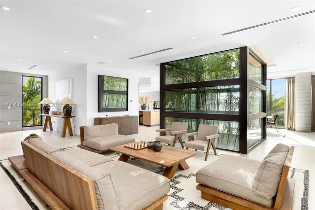 $8,600,000 | 13190 Biscayne Bay Terrace, North Miami, FL 33181