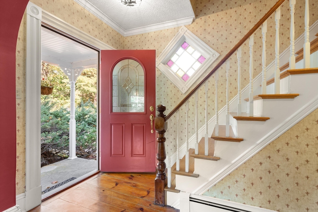 214 Graniteville Road Chelmsford, MA 01824 - Photo 5 of 42 a view of entryway