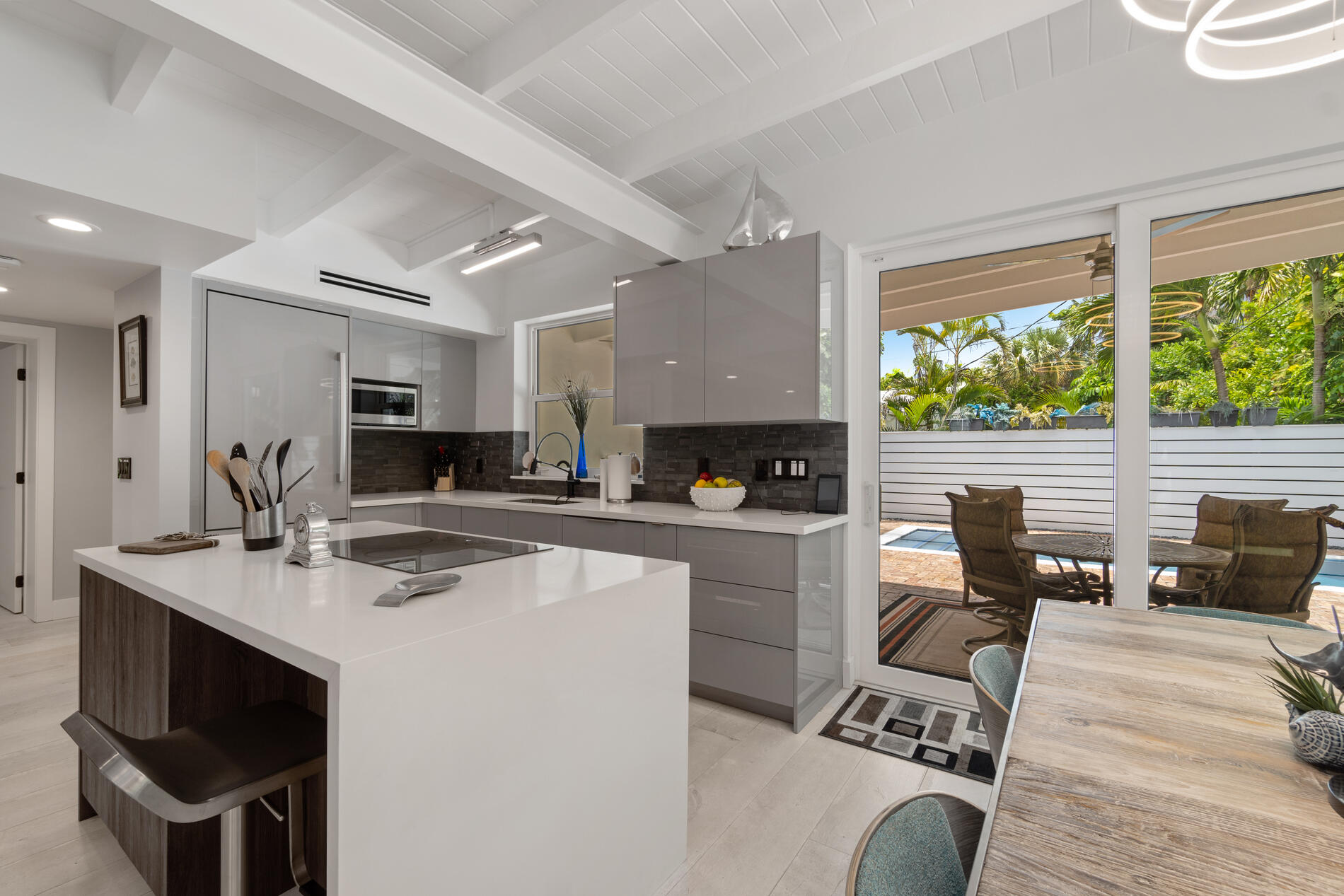 5691 David Lane Ocean Ridge, FL 33435 - Photo 13 of 40 Kitchen Full Door