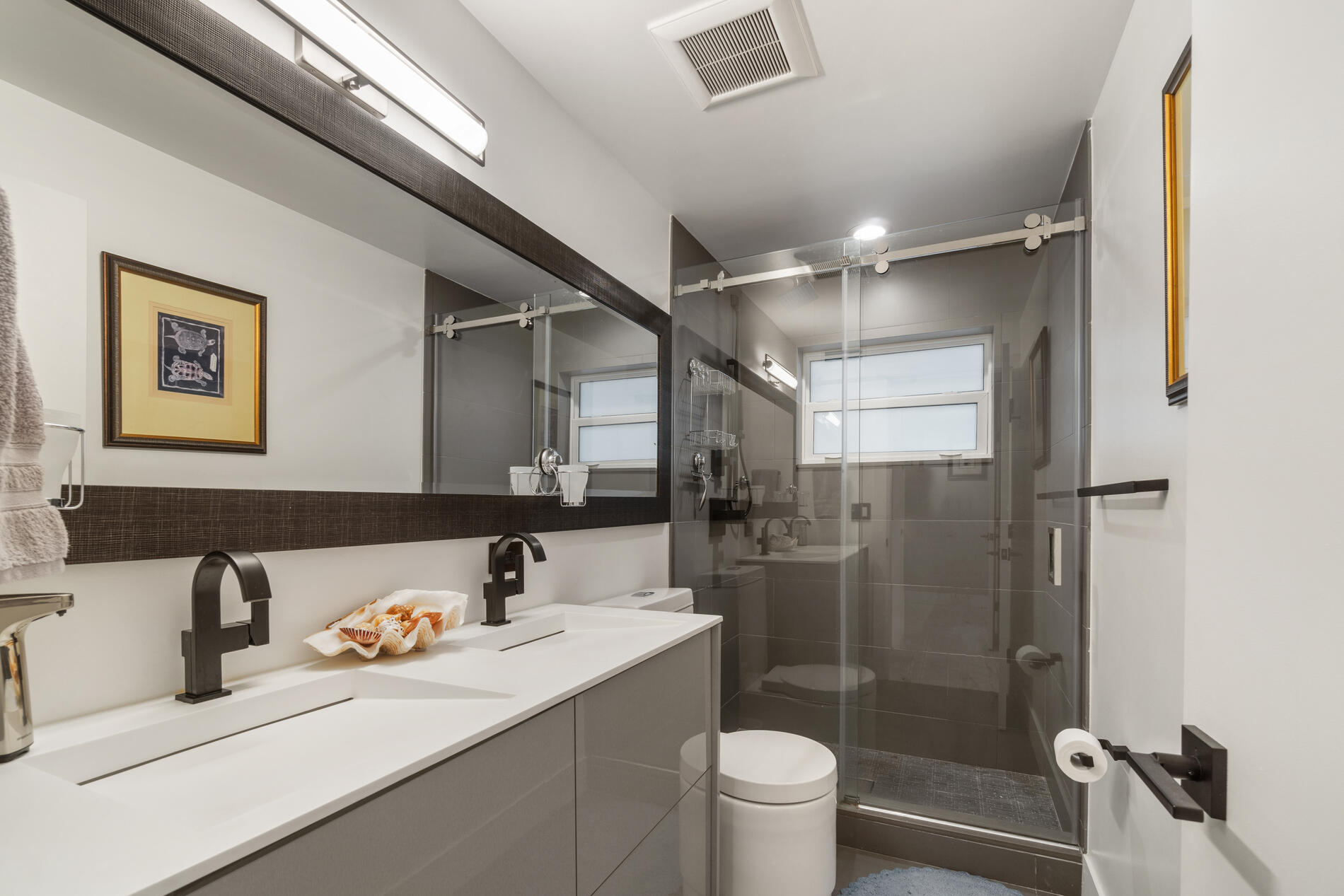 5691 David Lane Ocean Ridge, FL 33435 - Photo 21 of 40 Master Bath