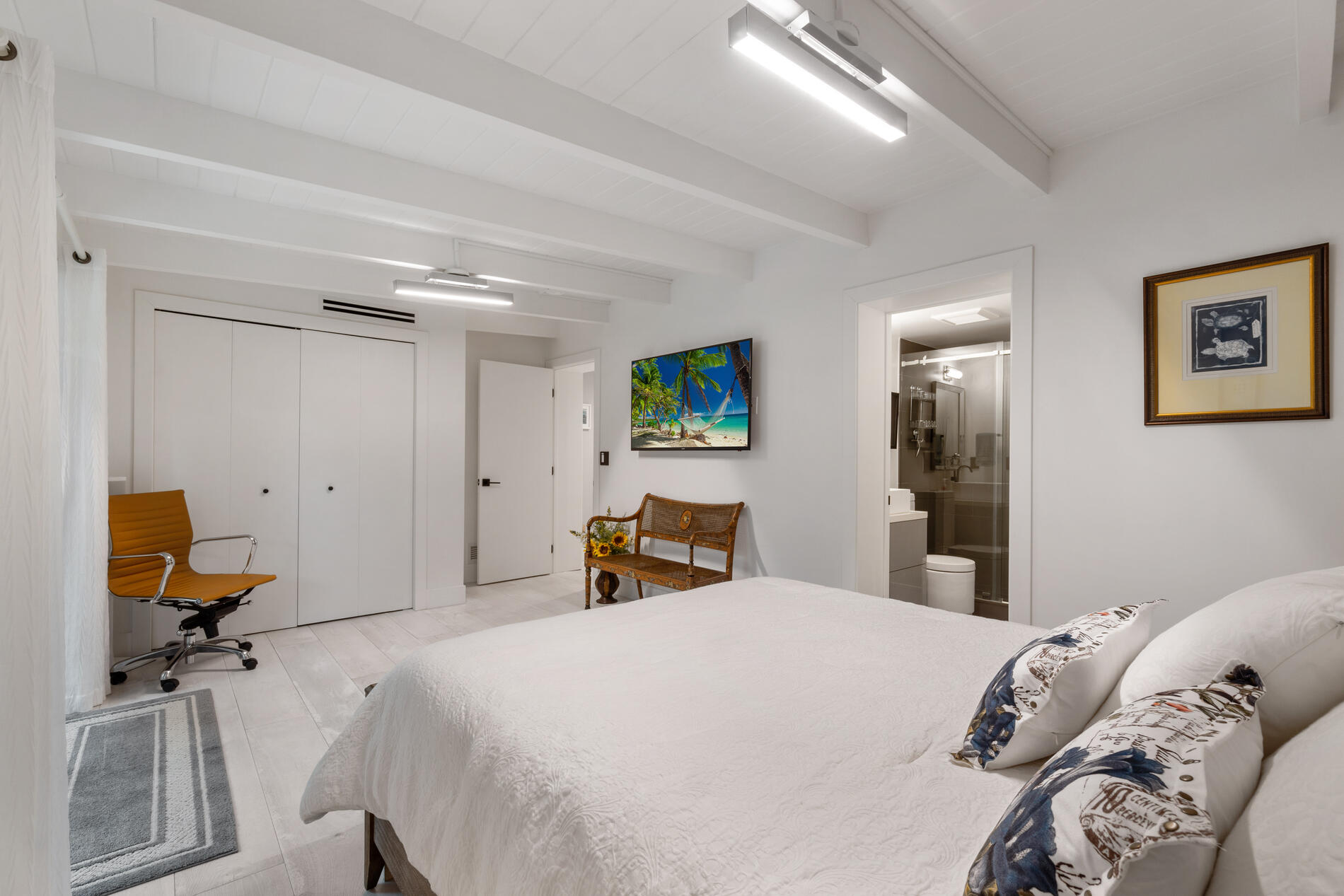 5691 David Lane Ocean Ridge, FL 33435 - Photo 23 of 40 Bedroom 2