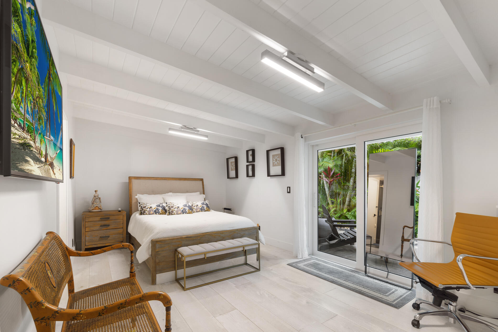 5691 David Lane Ocean Ridge, FL 33435 - Photo 25 of 40 Guest Bedroom full