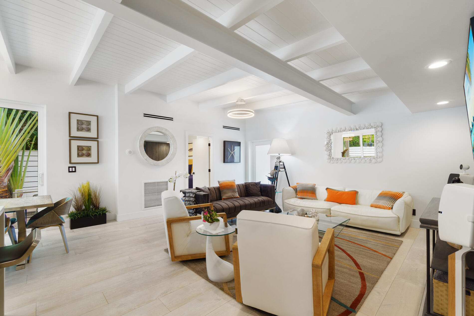 5691 David Lane Ocean Ridge, FL 33435 - Photo 4 of 40 Living Room Wide 2