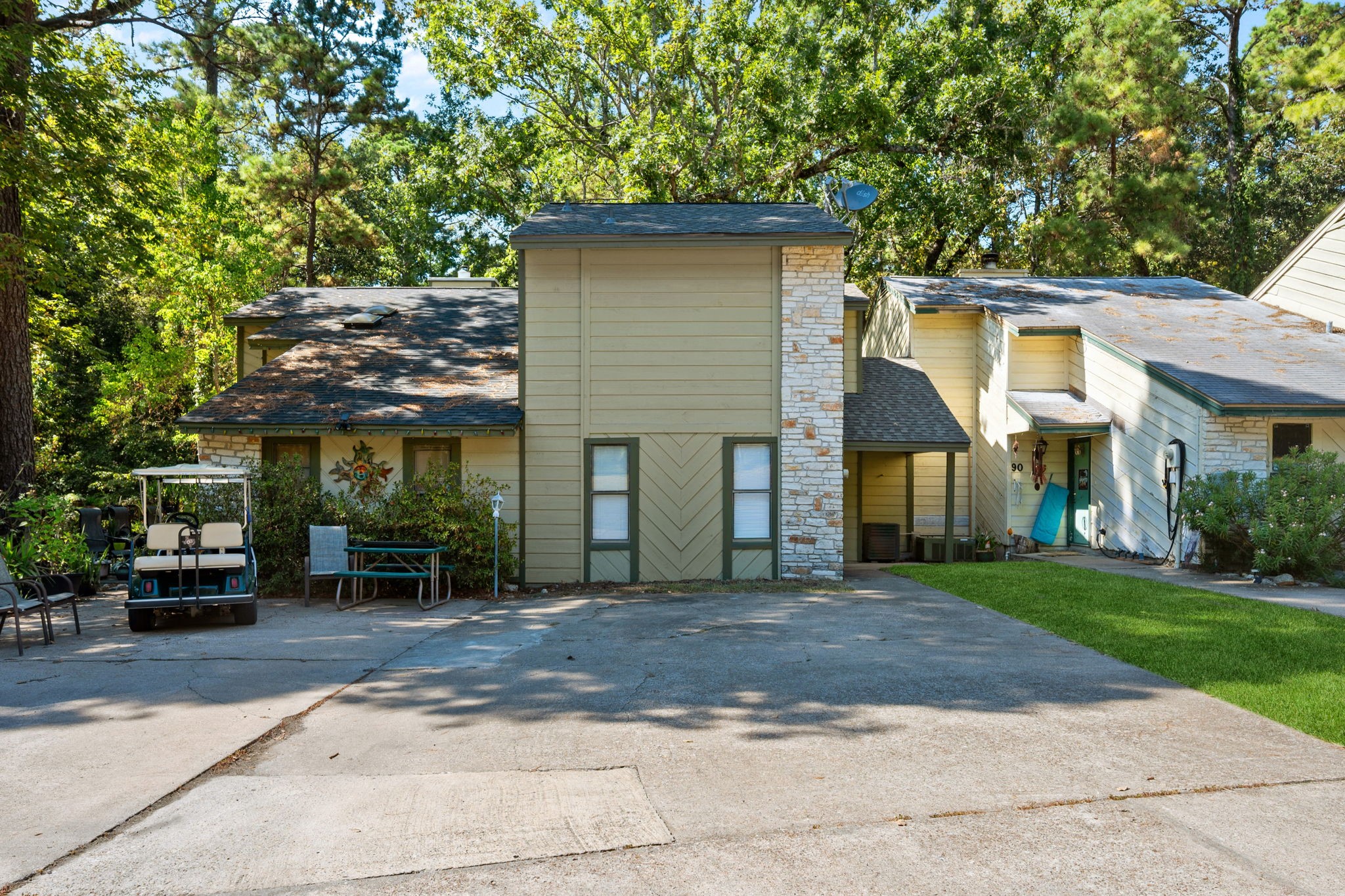 94 Villa Way Coldspring, TX 77331 - Photo 2 of 19