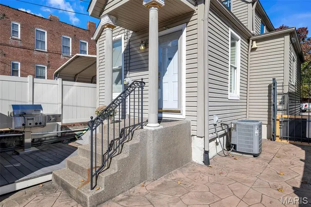 $325,000 | 5408 Magnolia Avenue, St. Louis, MO 63139