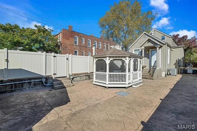 $325,000 | 5408 Magnolia Avenue, St. Louis, MO 63139