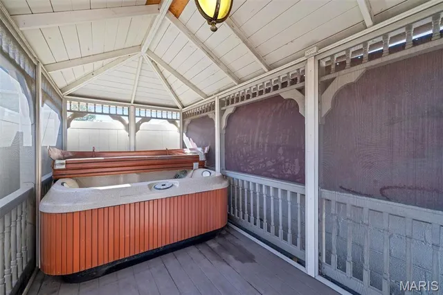 $325,000 | 5408 Magnolia Avenue, St. Louis, MO 63139