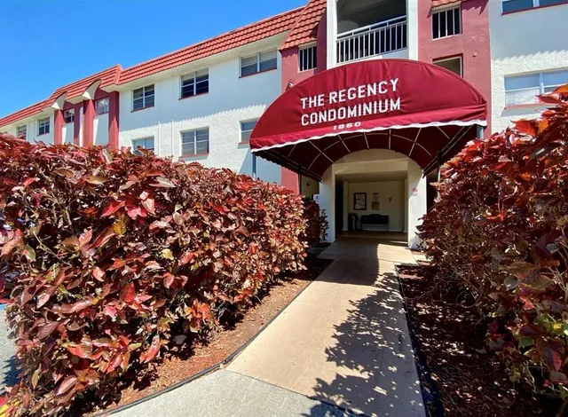 $109,900 | 1860 Massachusetts Avenue Northeast, Unit 102, St. Petersburg, FL 33703