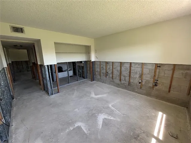 $109,900 | 1860 Massachusetts Avenue Northeast, Unit 102, St. Petersburg, FL 33703