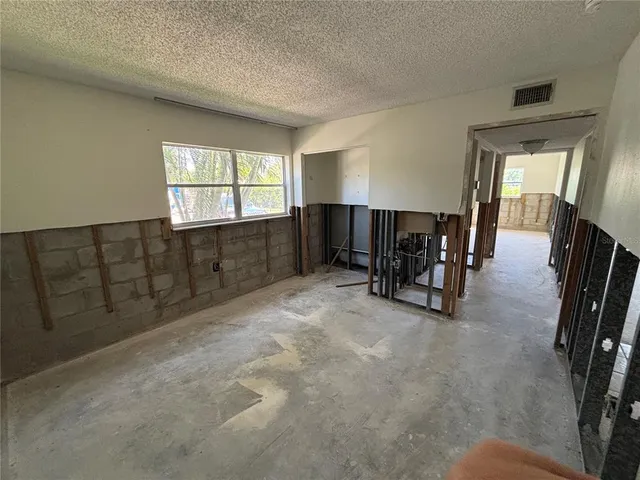 $109,900 | 1860 Massachusetts Avenue Northeast, Unit 102, St. Petersburg, FL 33703