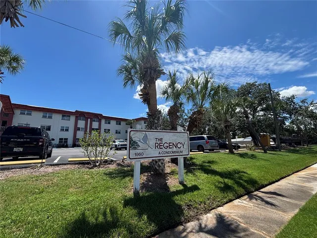 $109,900 | 1860 Massachusetts Avenue Northeast, Unit 102, St. Petersburg, FL 33703