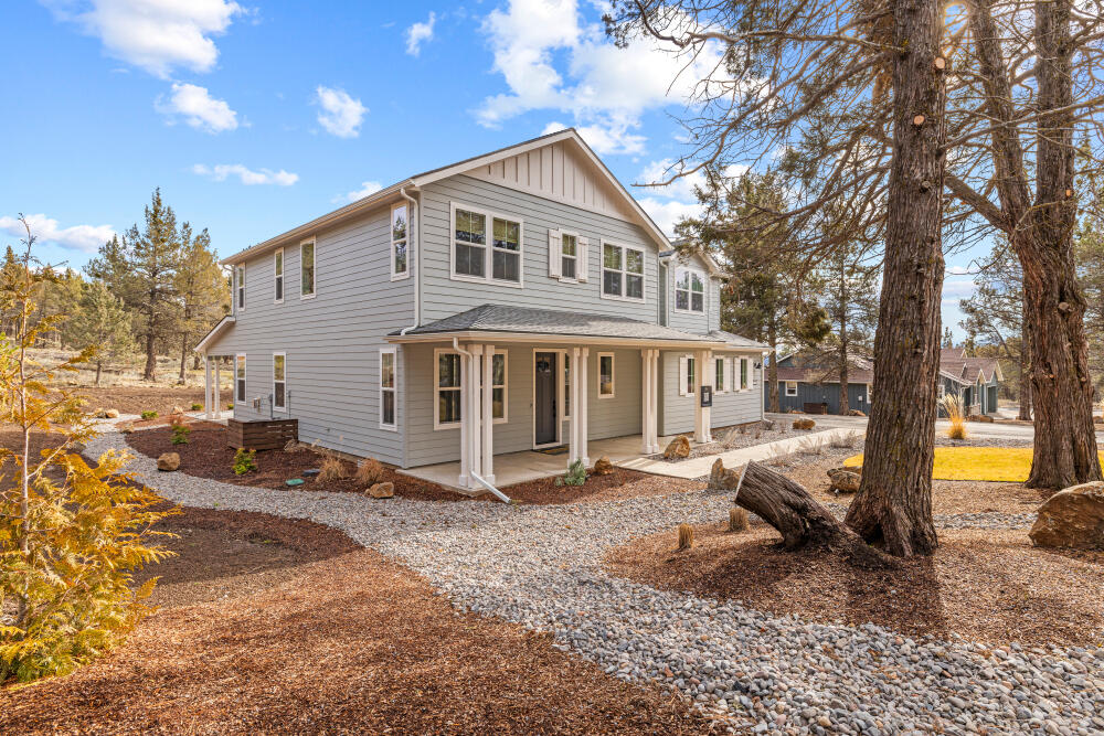 5722 Engleman Spruce Way Klamath Falls, OR 97601 - Photo 6 of 84 5722EnglemanSpruceDr-Exterior-7
